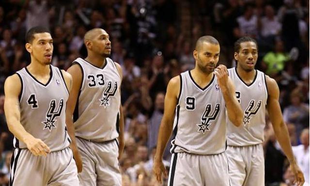 欧冠半场：科纳特进球被吹，蓝黑军伤2将，国米0-0利物浦（欧冠半场：科纳特进球被判无效，蓝黑军团伤退两人，国米0-0利物浦）