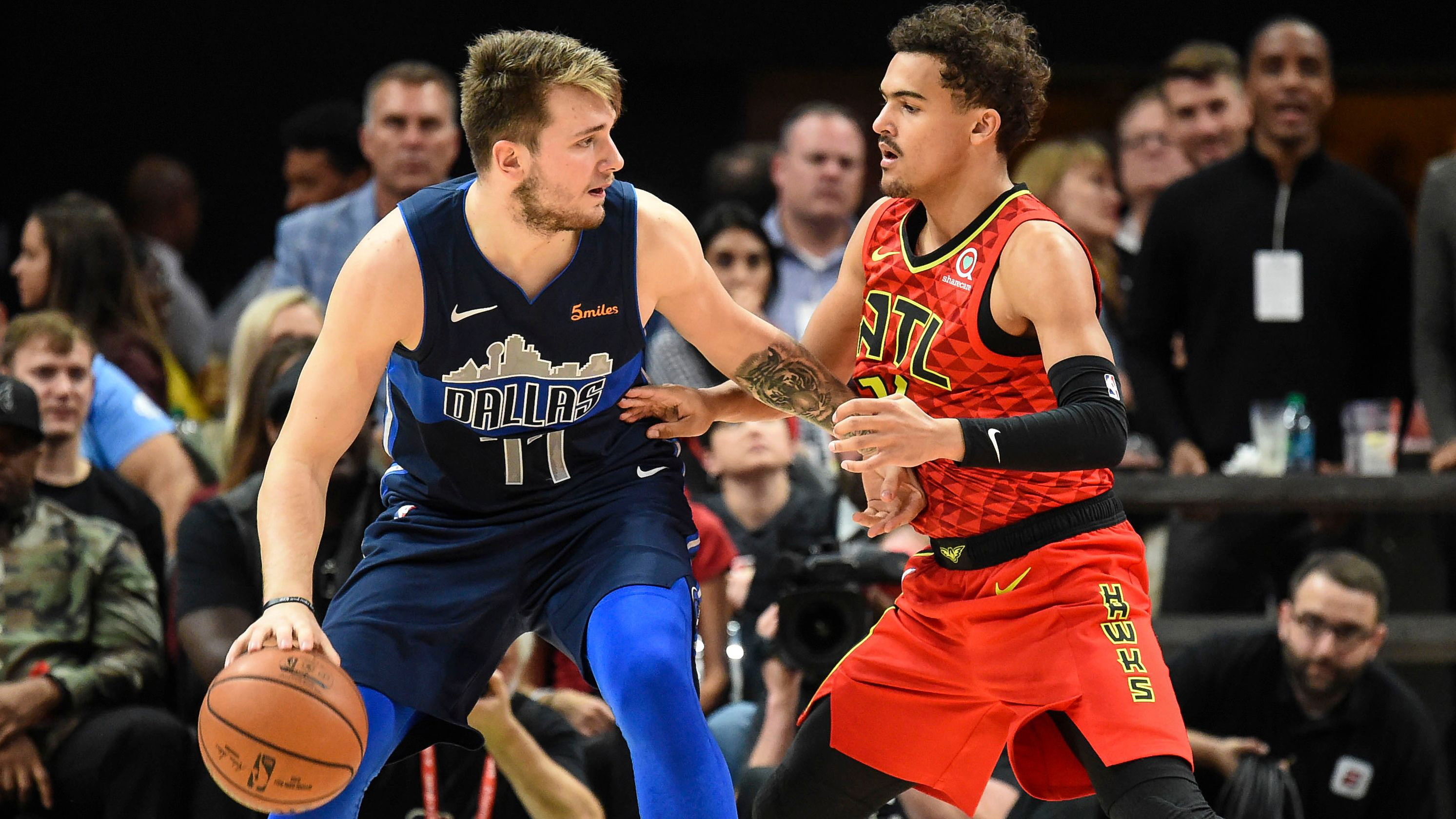 3C：退役三天前我和莱万说不想再为任何球队踢球，除非是巴萨（3C：退役前三天我告诉莱万，除了巴萨，我不会再为任何球队效力）