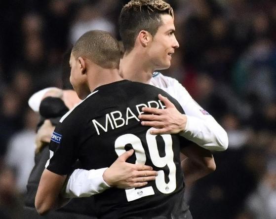 一场5-3逆转，让巴萨甩开2大争冠对手！创造历史：加冕西甲第3队（5-3翻盘，巴萨甩开两大争冠对手！载入史册：加冕为西甲历史第3队）