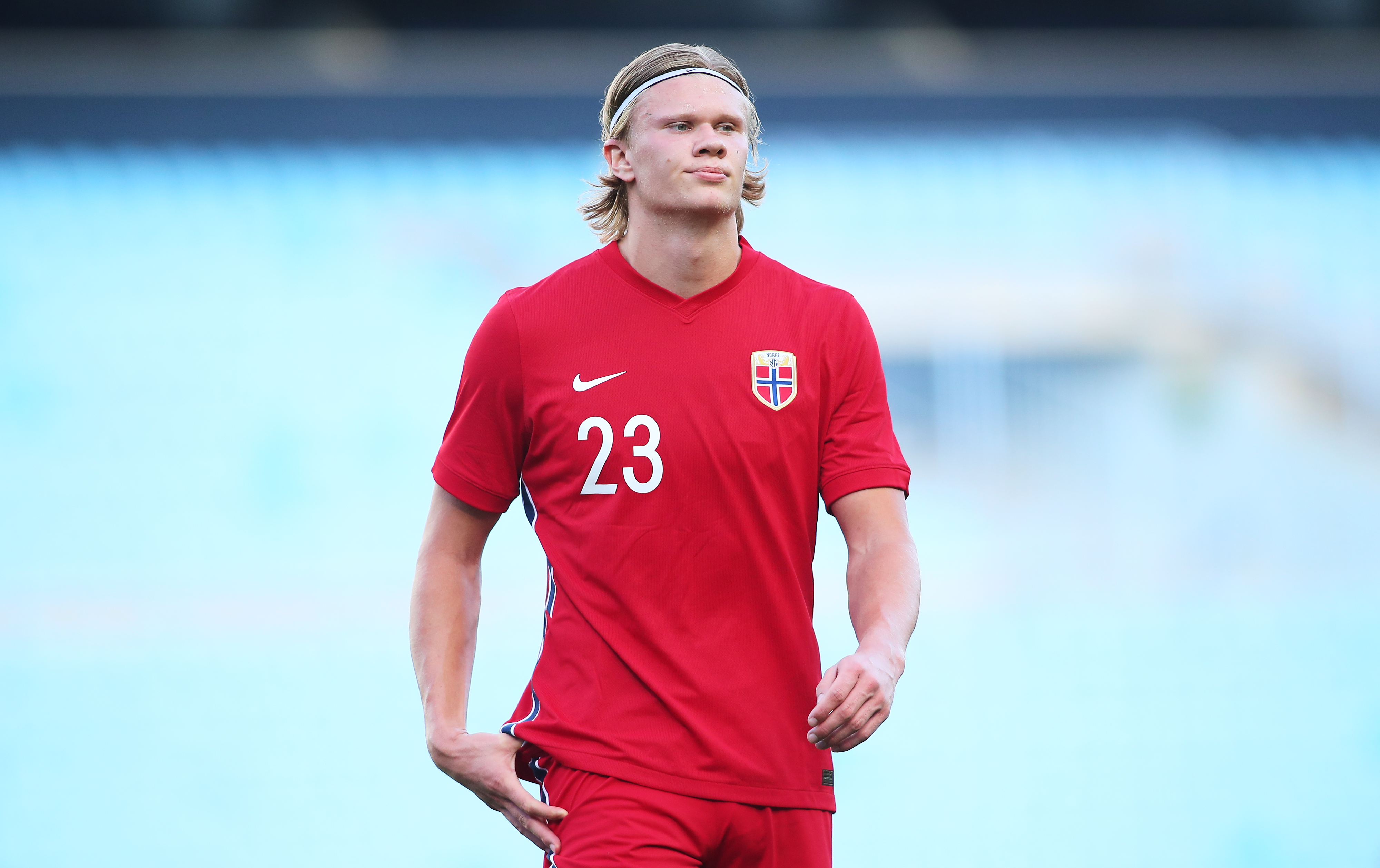 拉波尔塔：阿劳霍的红牌不公平，目前的困境会激励我们奋发（拉波尔塔称阿劳霍红牌不公：逆境将激励我们奋进）