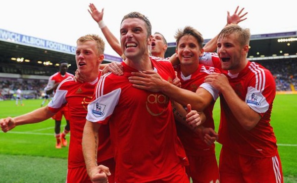 托尼：劳塔罗是国米的灵魂，但他在队友面前应多展现出笑容