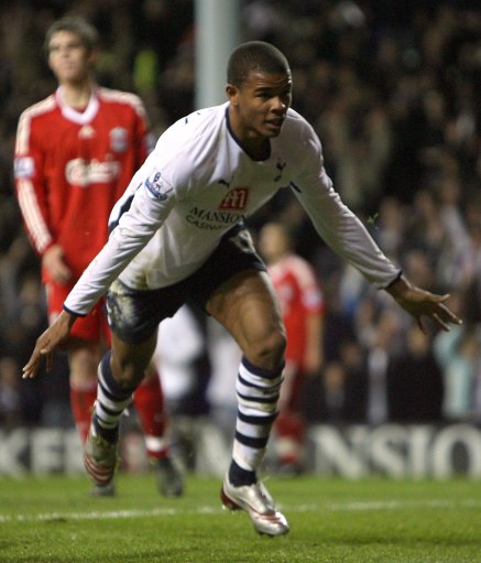 半场战报：维罗纳0-1帕尔马，马特奥-佩莱格里诺破门（半场战况：帕尔马1-0领先维罗纳，马特奥-佩莱格里诺建功）