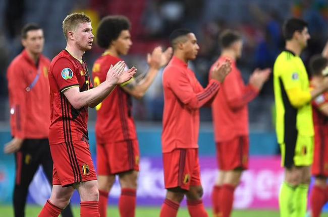 替补球员关键进球逆转比赛（替补建功助队上演逆转）