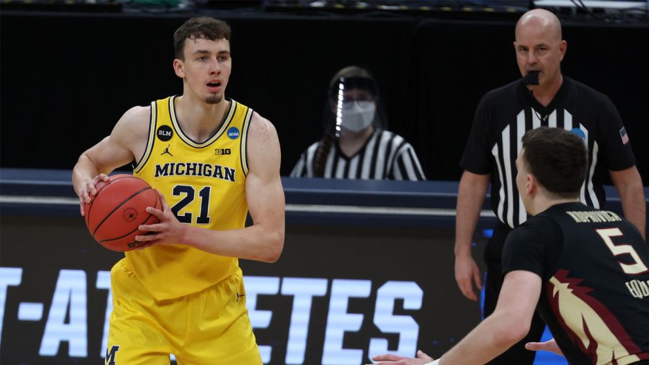 左右赛季最 左右赛季最